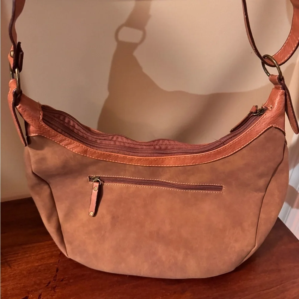 b.o.c. Cedar Ridge Hobo Crossbody  Brown Shoulder Bag with Dual Zippers